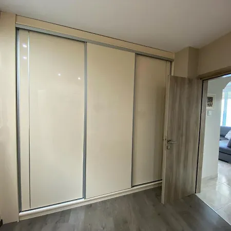 Apartment Seaside Serenity