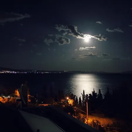 Seaside Serenity Διαμέρισμα